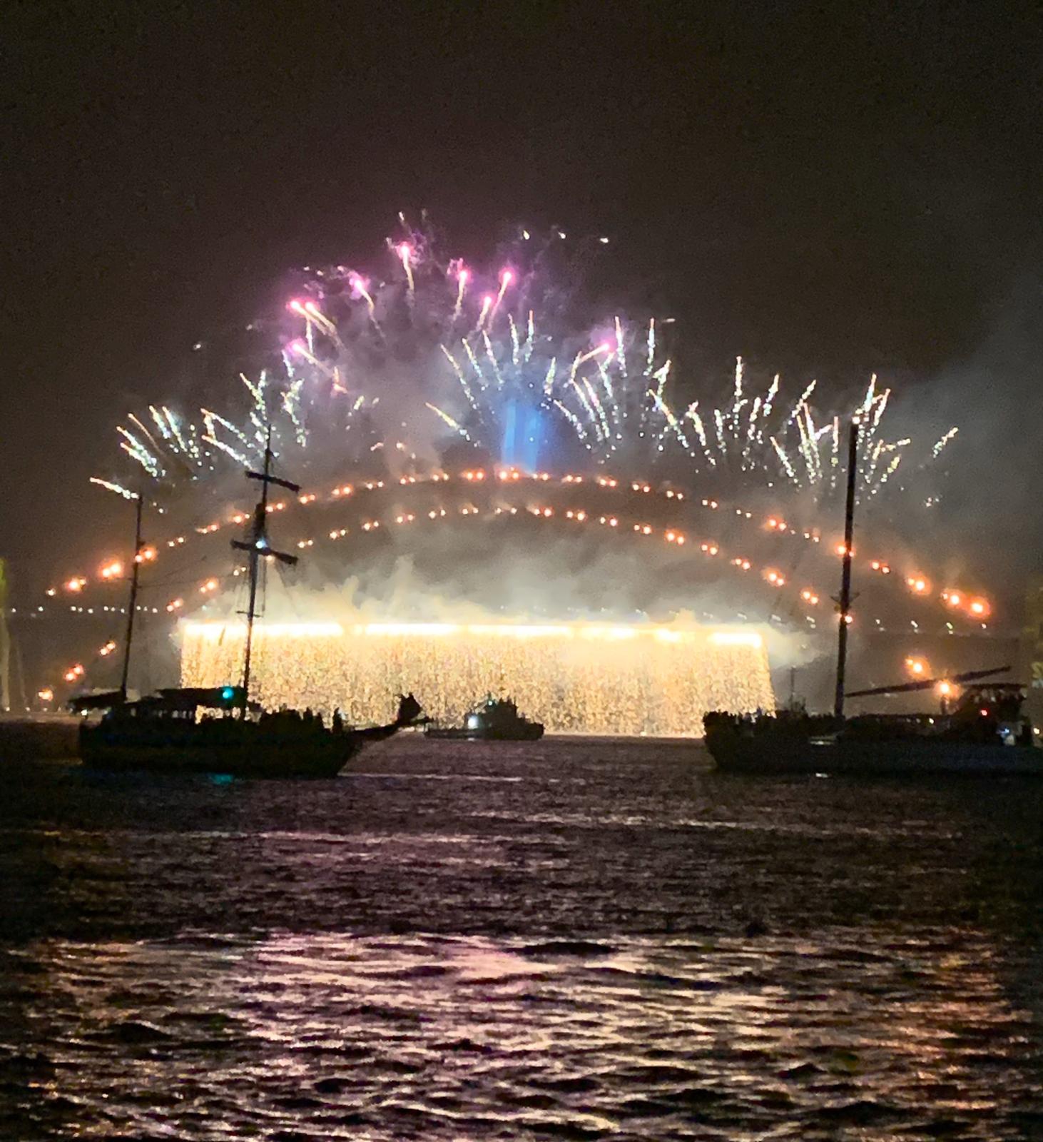 New Years Eve 2024 onboard Champagne Sailing 2!