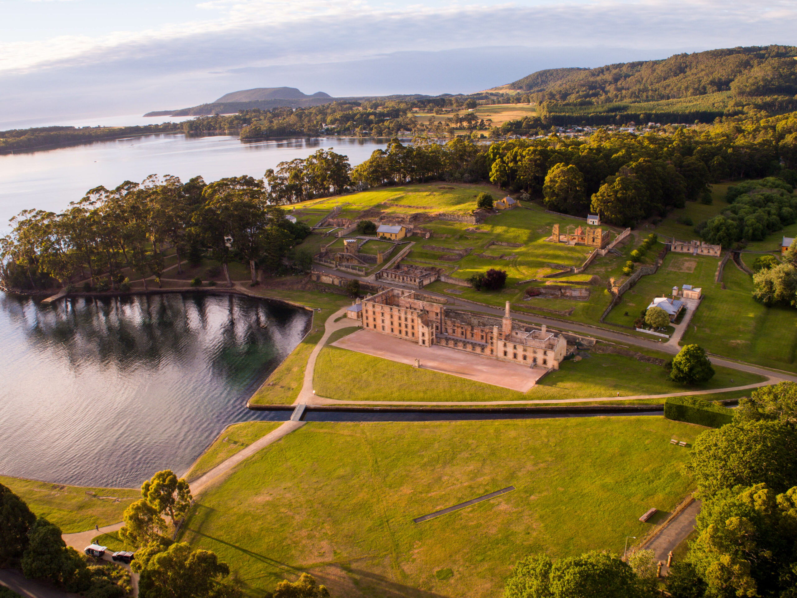 Tasman Safaris – Port Arthur, Harbour Cruise and Lunch Tour