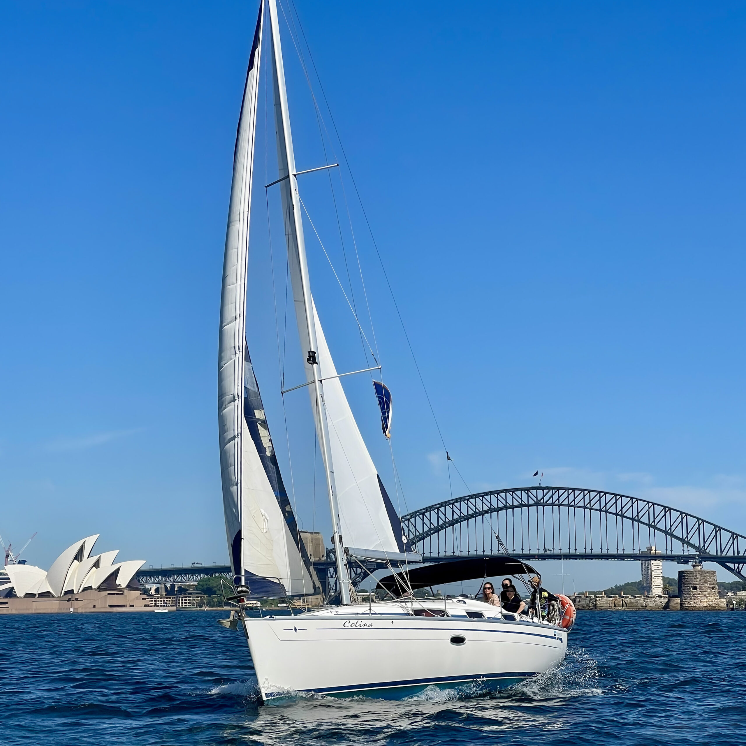Sydney Harbour Sailing Experience – Circular Quay