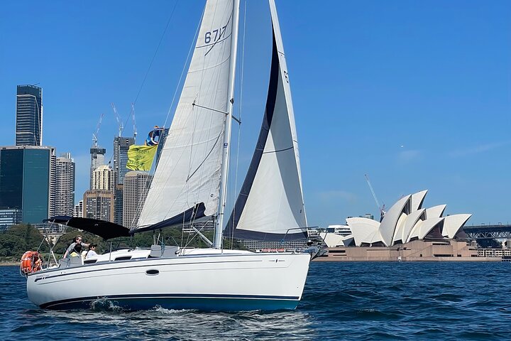 Sydney Harbour Sailing Experience