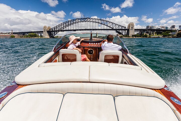 Luxury Italian Wooden Speedboat Cruises in New South Wales