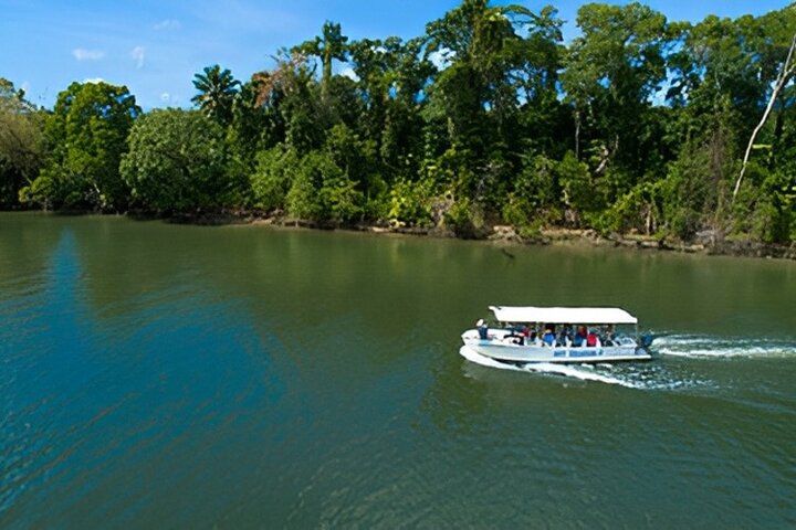 4 Days Great Barrier Reef, Kuranda, Daintree & Tablelands Cairns