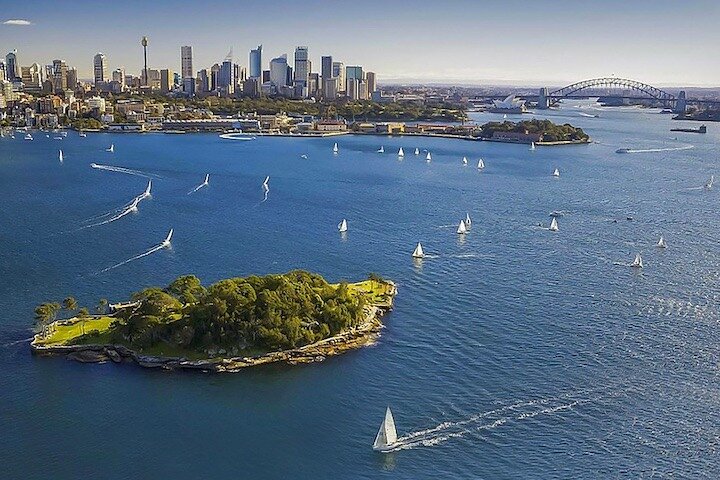 Sydney Harbour & Its Secret Islands with a Picnic at Lavender Bay