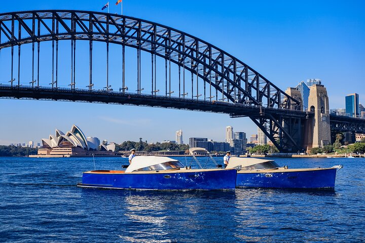 Sydney Harbour & Its Secret Islands with a Picnic at Lavender Bay