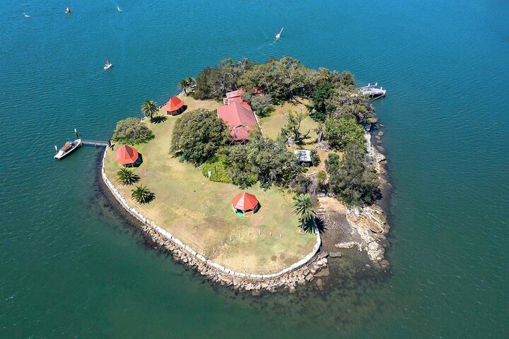 Boat Tour of Sydney Harbour & Its Secret Islands