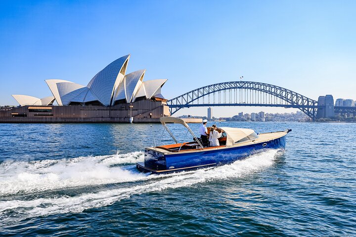 Sydney Harbour Iconic Selfies Tour