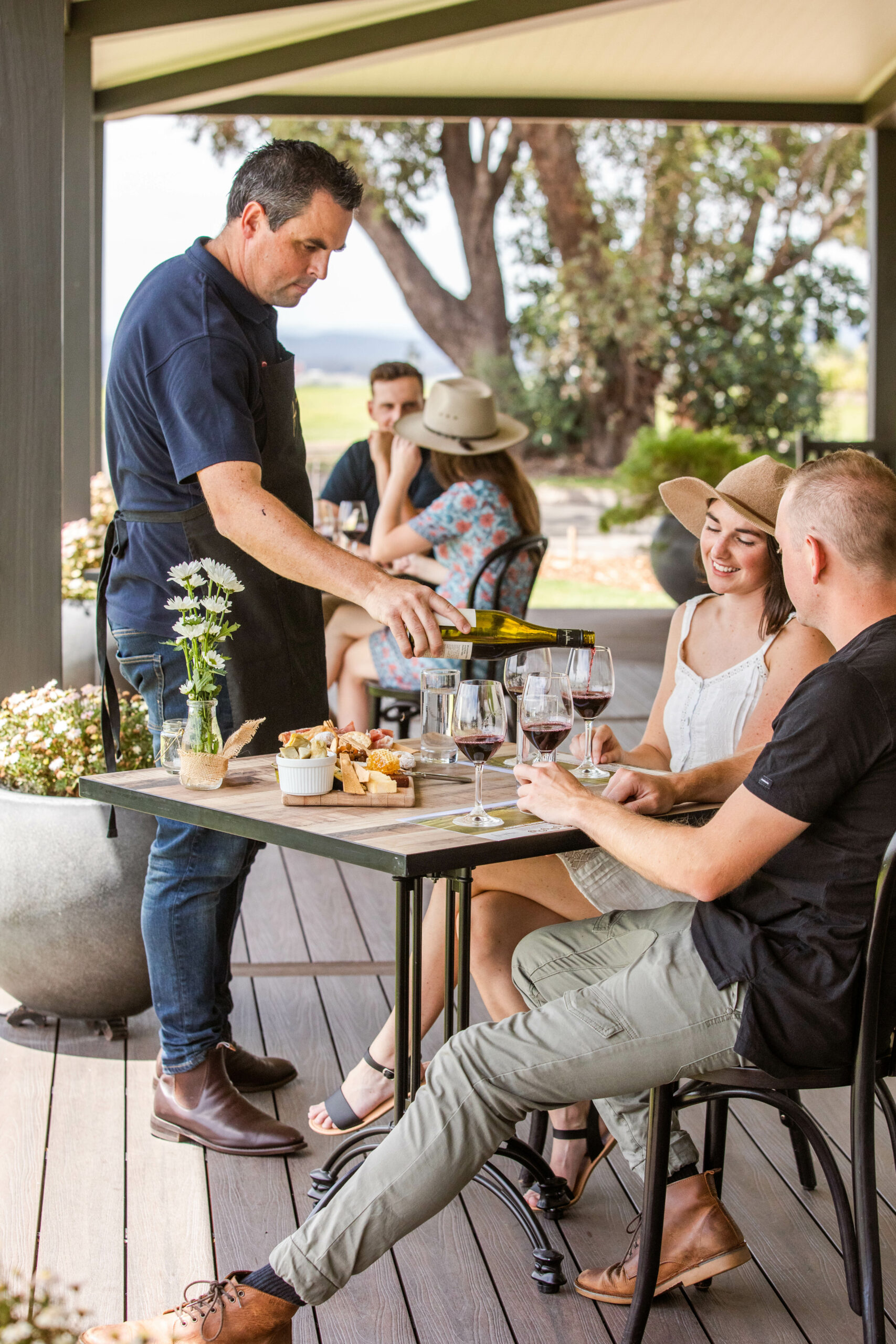 Sparkling Brunch in the Vines