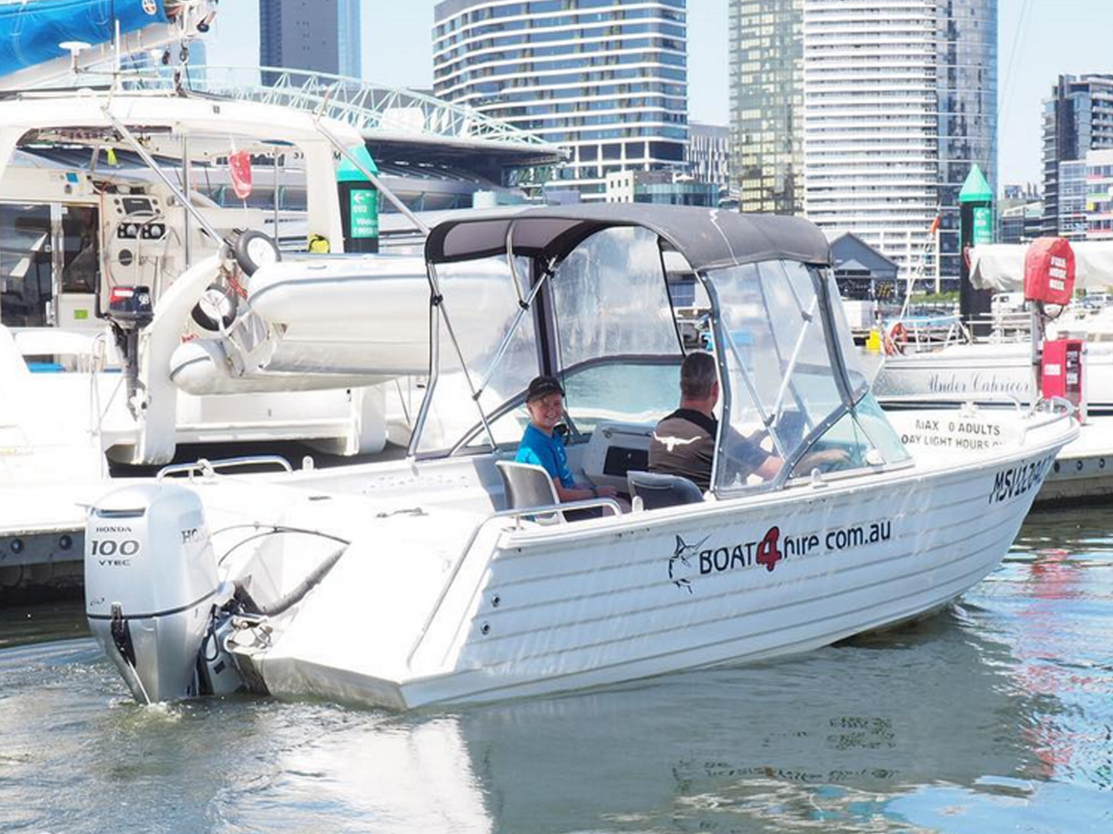 FISHING BOAT HIRE MELBOURNE (8HRS) “SPEEDY” 8 PASSENGERS