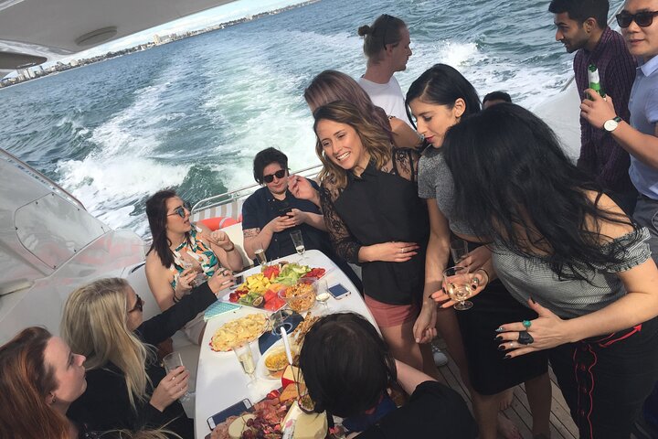 St Kilda Penguin Cruise on a Small Sporta Yacht VooDoo