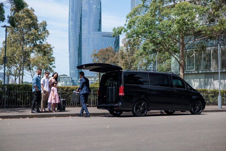 Adelaide Chauffer Airport Transfer