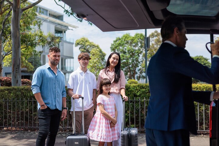 Adelaide Chauffer Airport Transfer