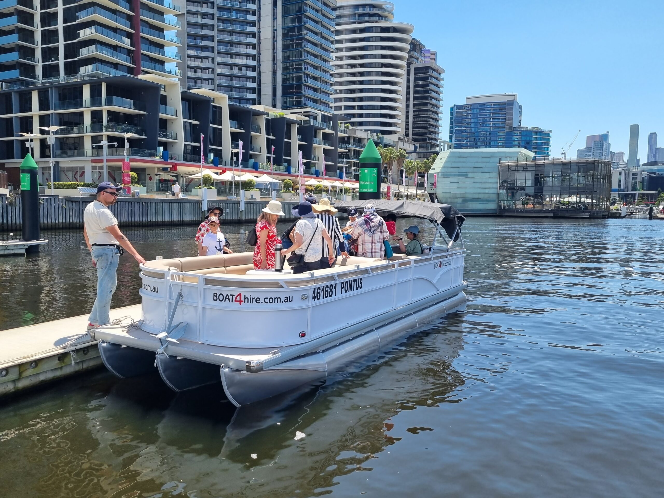 STAKES DAY (NOV 9, 2024) - "PONTOON" SPRING RACES BOAT SHUTTLE ROUNDTRIP 1-11 PASSENGERS