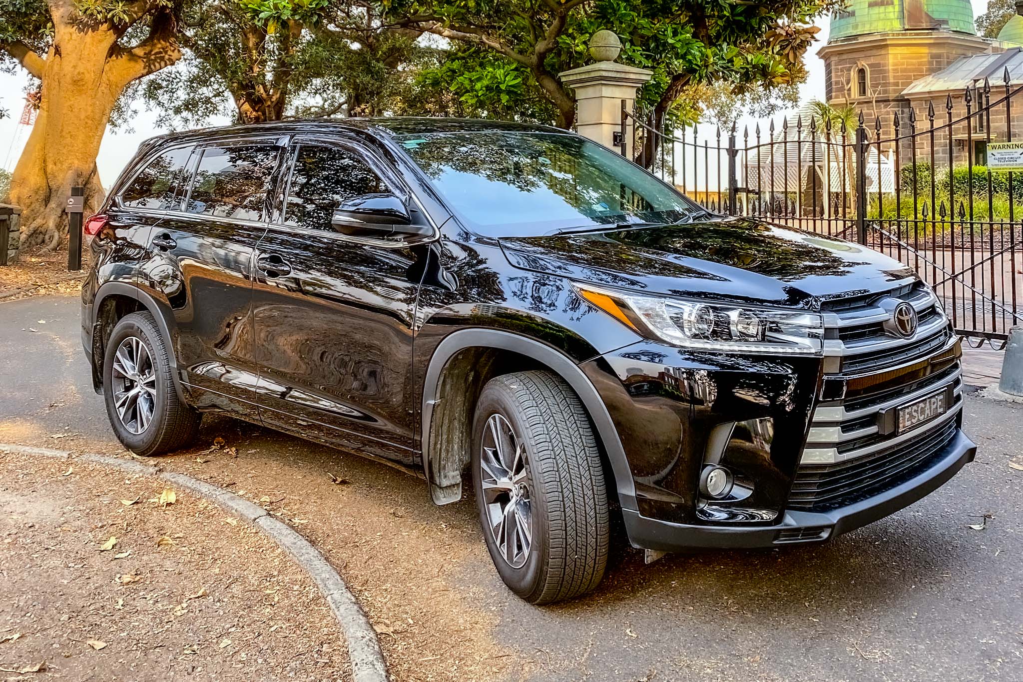 Private Sydney Beaches SUV Tour with Twilight Option