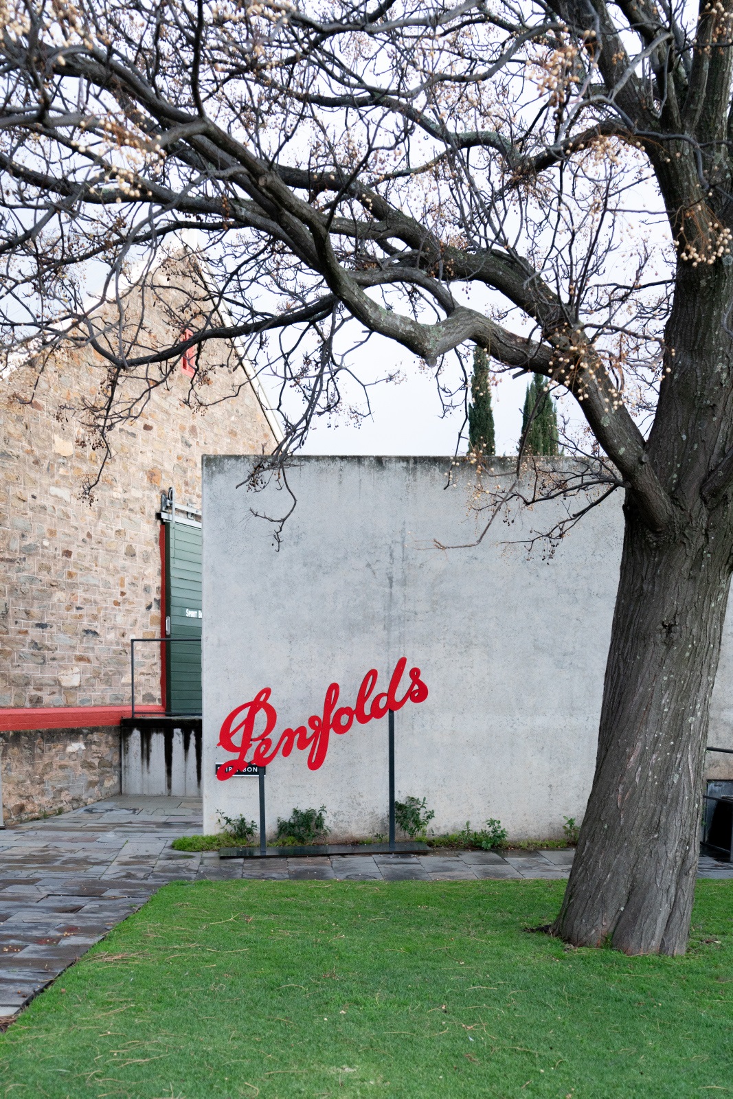 Waterfalls, Wildlife and Penfolds