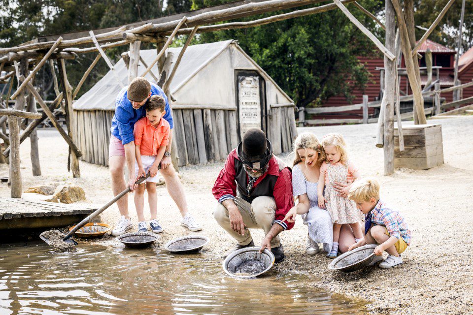 Sovereign Hill 'A Touch of Gold' Ballarat Tour (CPickup)