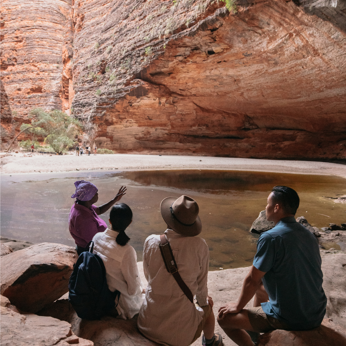 Broome to Purnululu (Bungles) Day Trek: Fly/ 4WD/ Trek