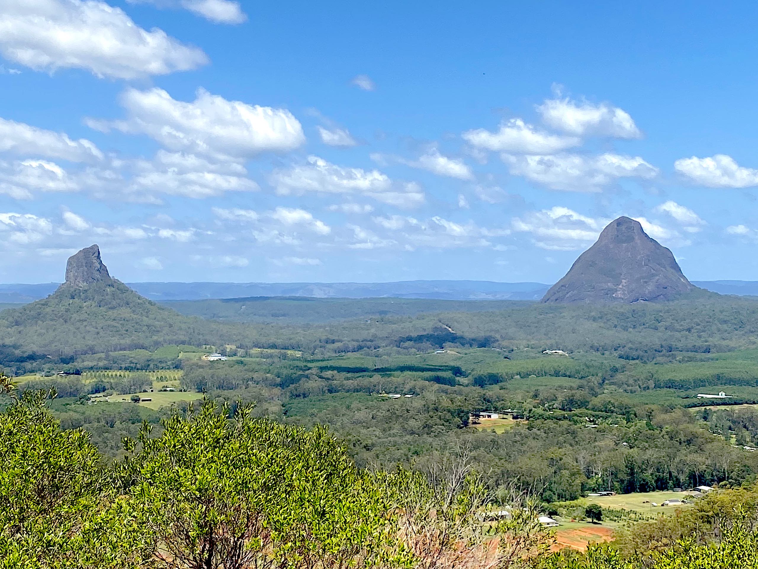 Australia Zoo - Glass House Mountains Combo