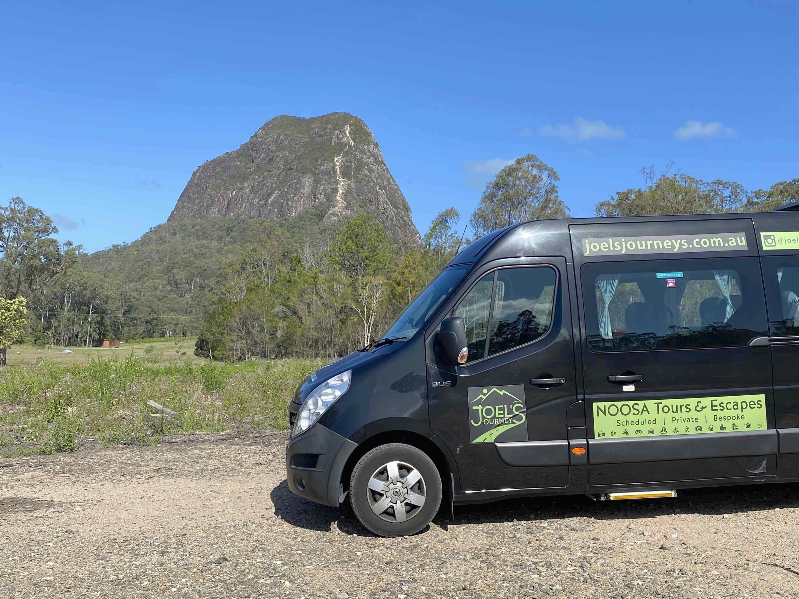 Glass House Mountains Tour