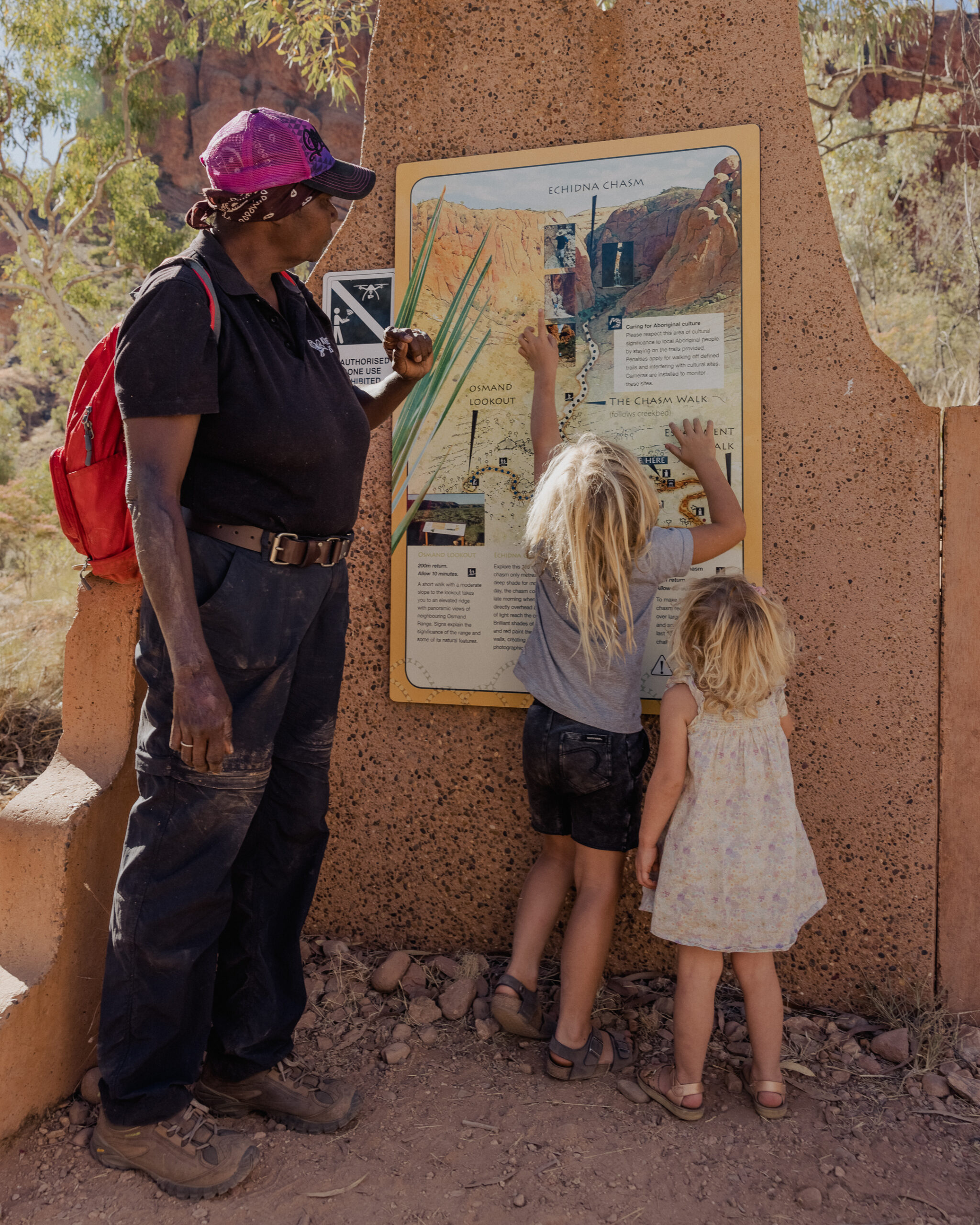 Broome to Bungles Day Trek (Fly/ 4WD/ Trek)