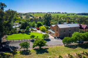 Watervale History Walking Tour & Picnic Pack