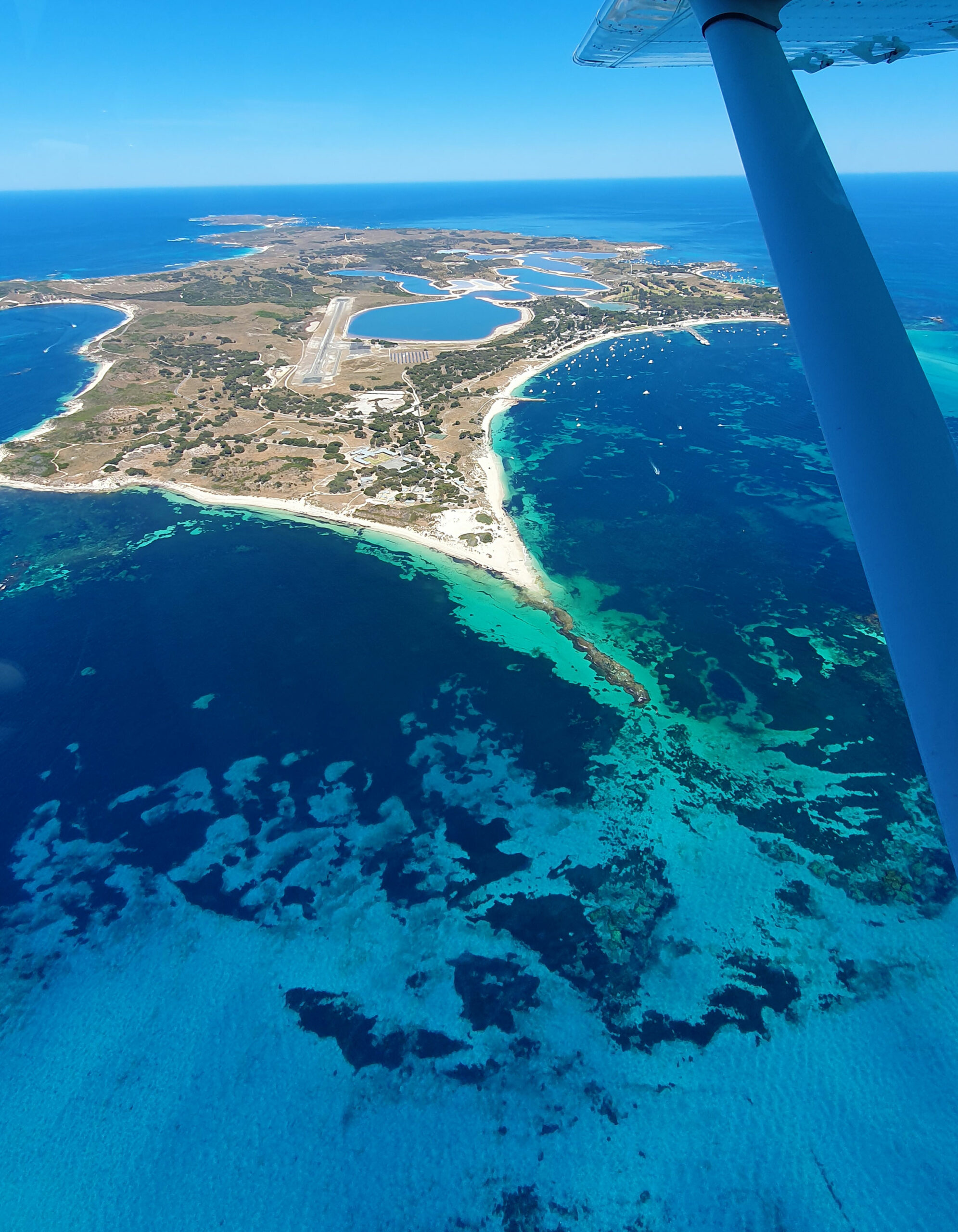 PF2 – Perth and Rottnest Grand Scenic Flight