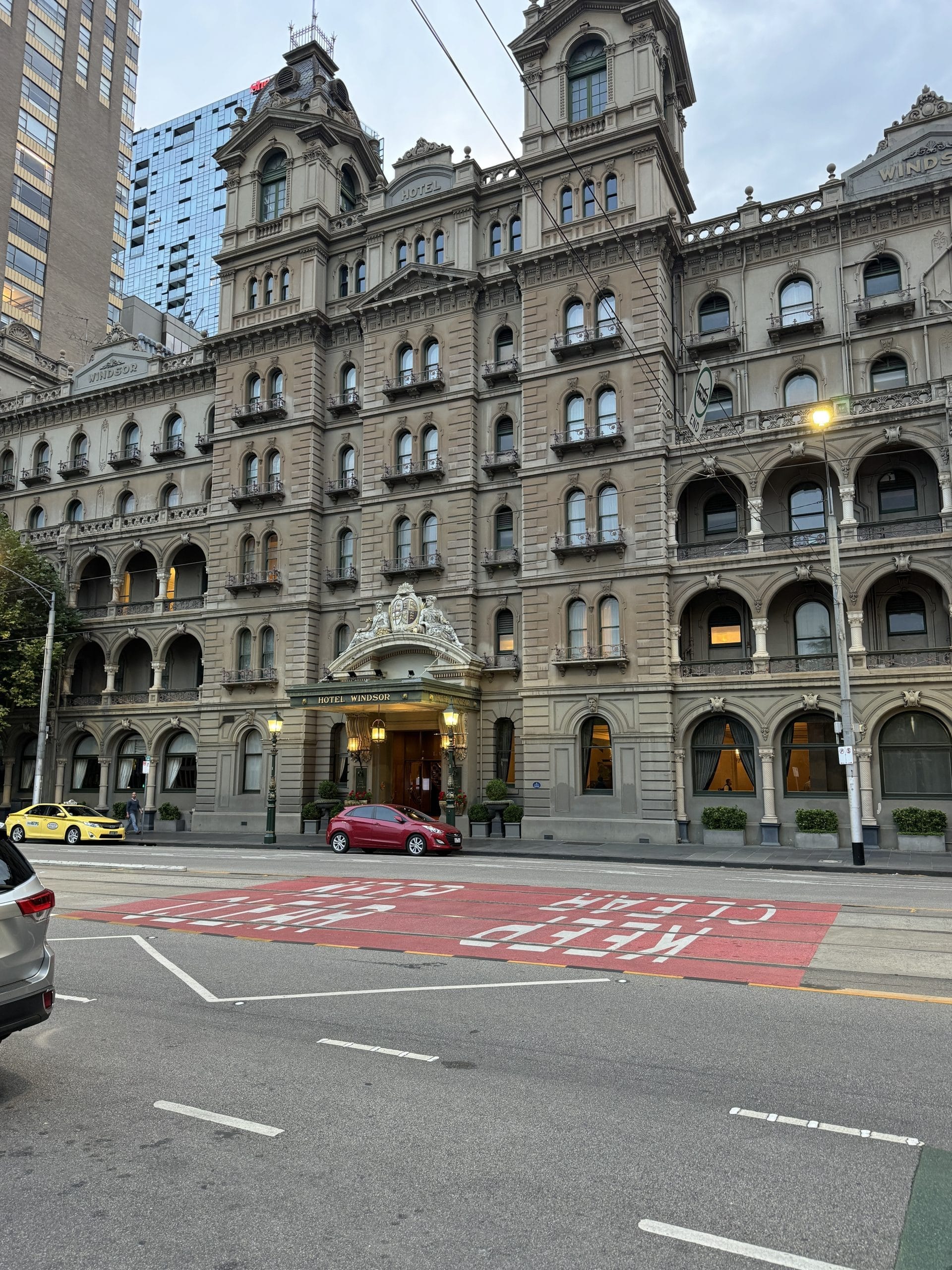 Big Bus Private Melbourne CBD Walk & Drive Tours (up to 21 pax)