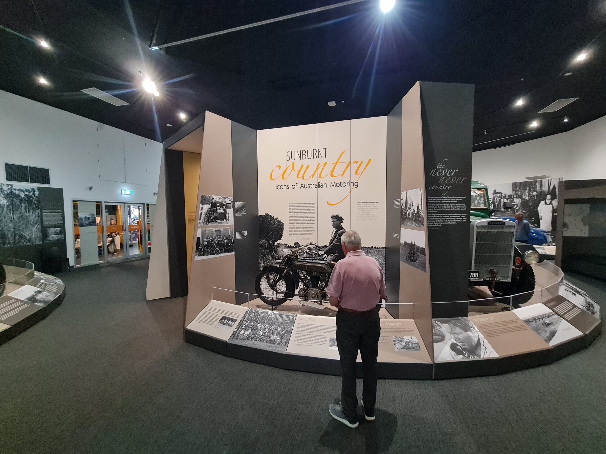 National Motor Museum, Adelaide Hills and Hahndorf Day Tour