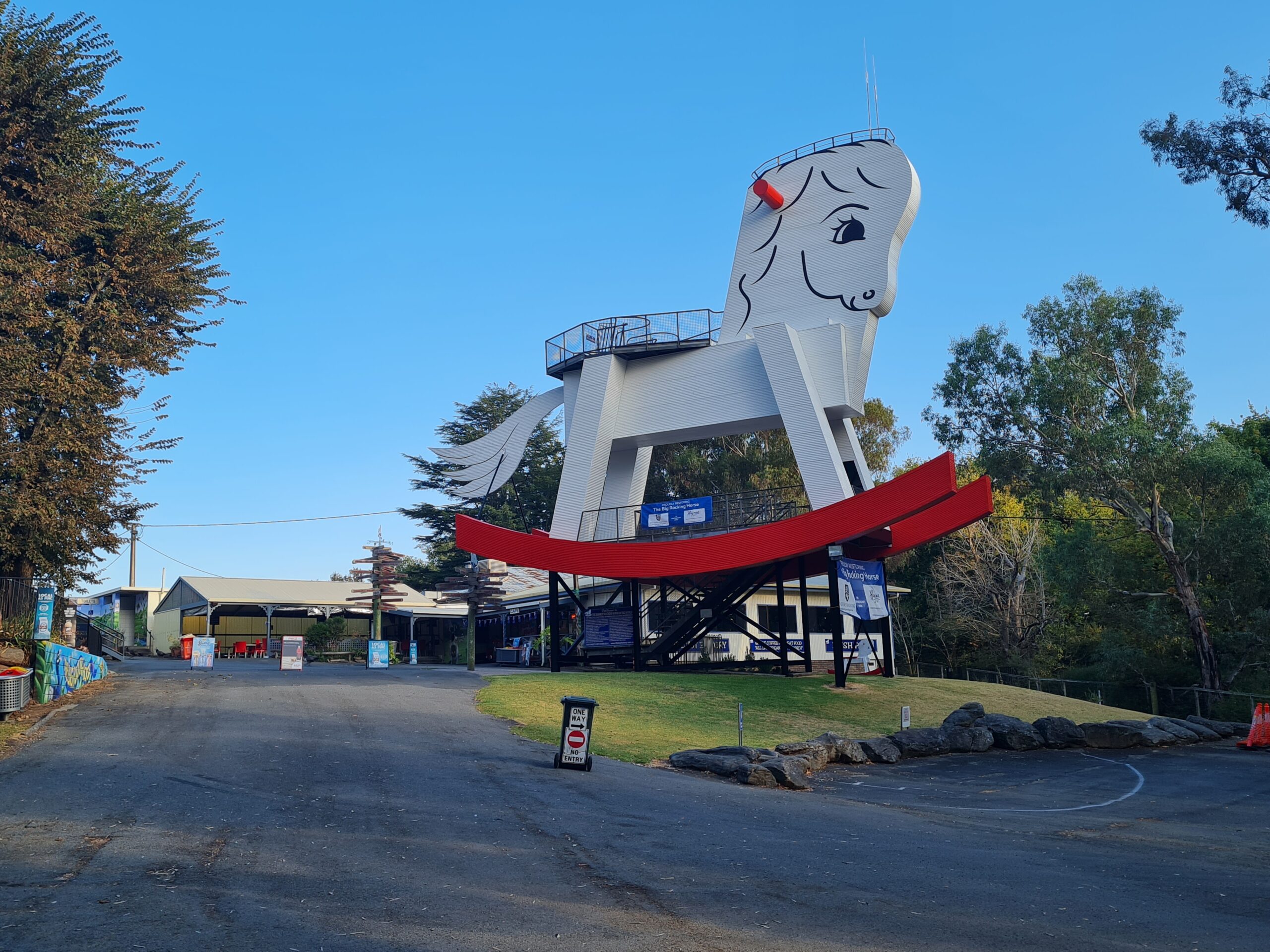 National Motor Museum, Adelaide Hills and Hahndorf Day Tour