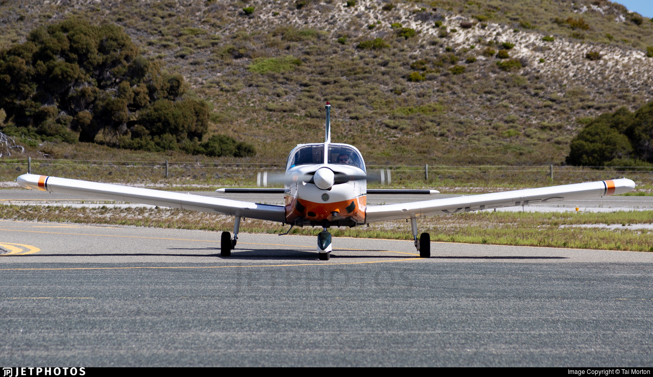 » Perth to Rottnest AND RETURN, up to 6 passengers.
