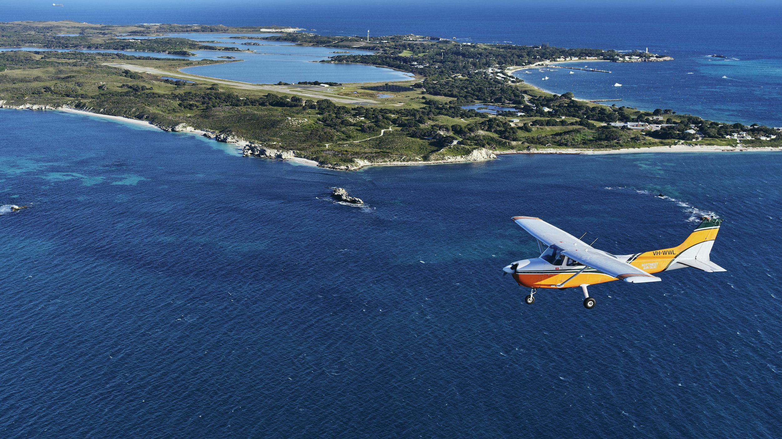 ○○○ Rottnest Island and City 35-minute Scenic Joy Flight
