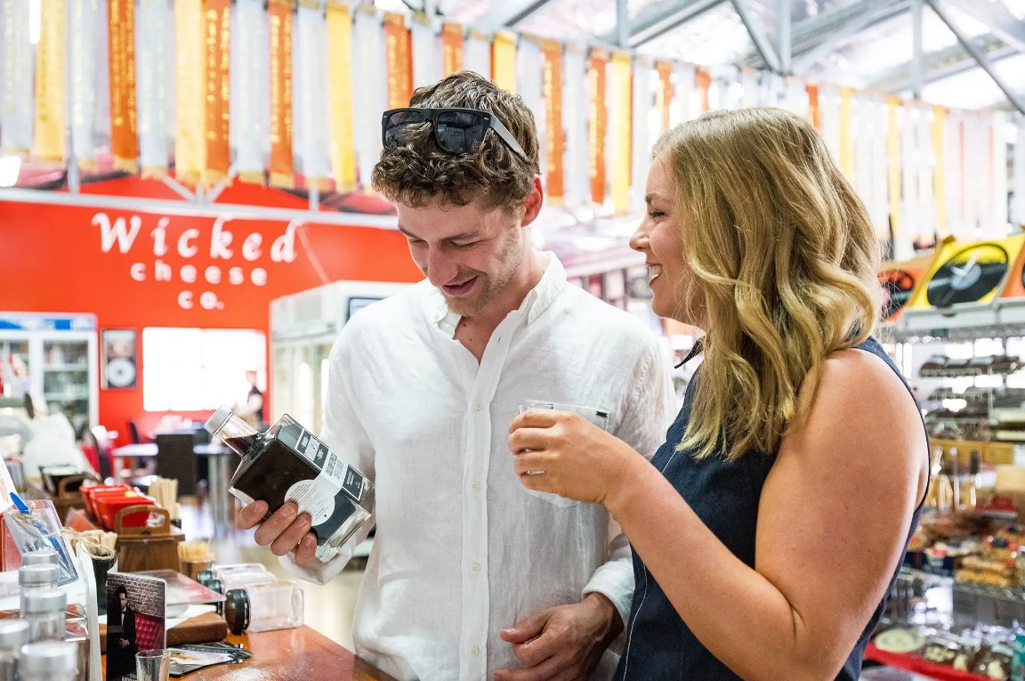 Richmond and Wine Tour (Friday & Monday)