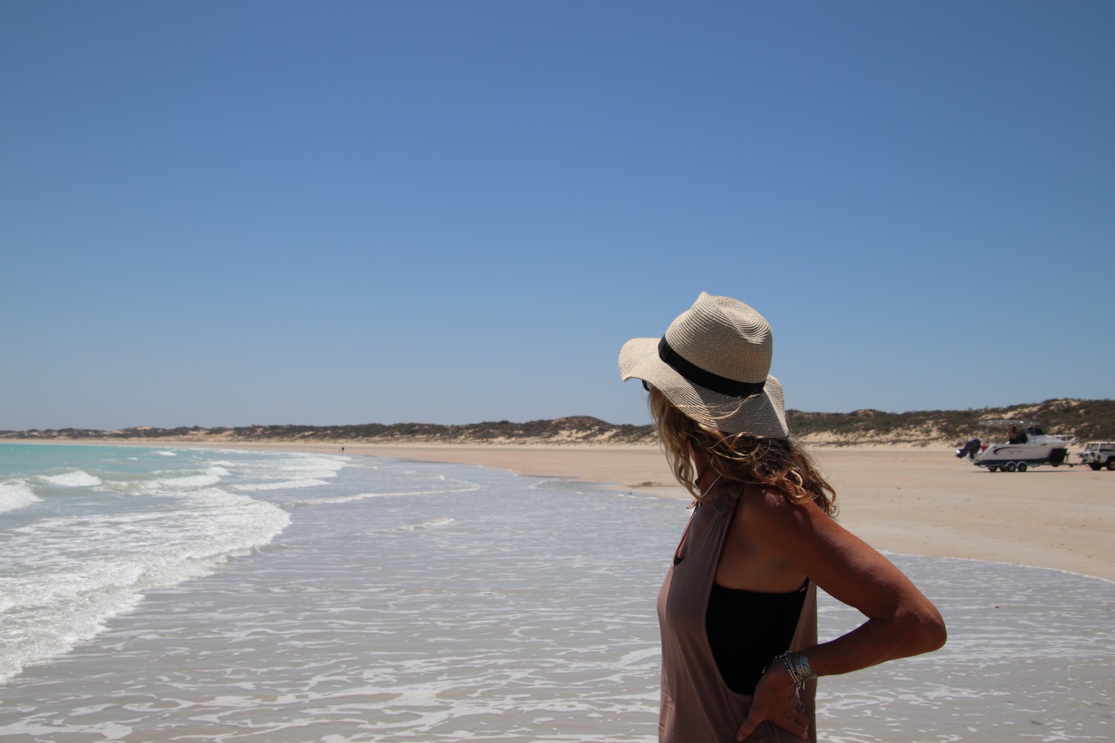 Best of Broome – Private VIP Discovery Tour - Luxury 7 Seater 4WD Vehicle