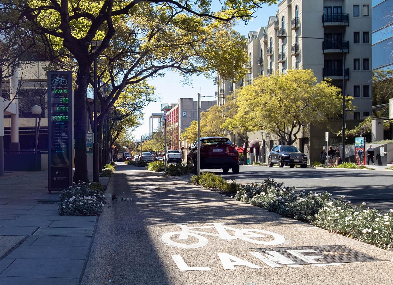 Full Day & Multi-Day e-Bike Hire from Adelaide CBD and Surrounds