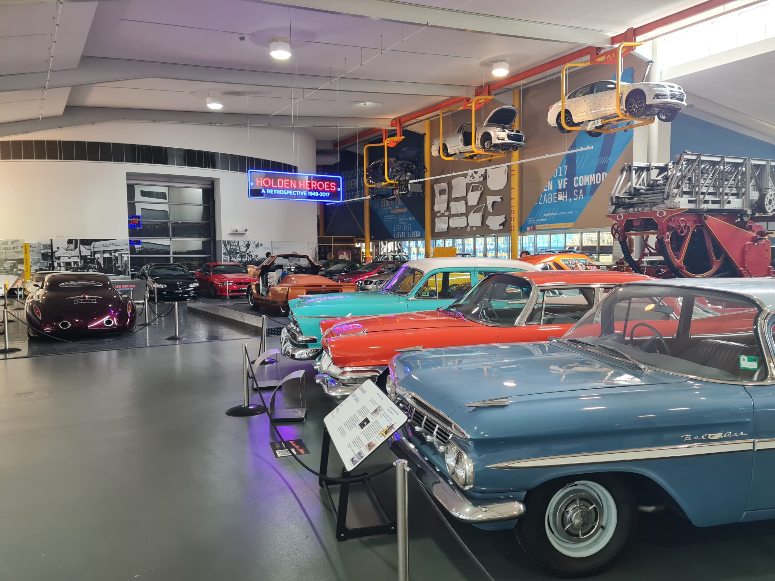 National Motor Museum, Adelaide Hills and Hahndorf Day Tour