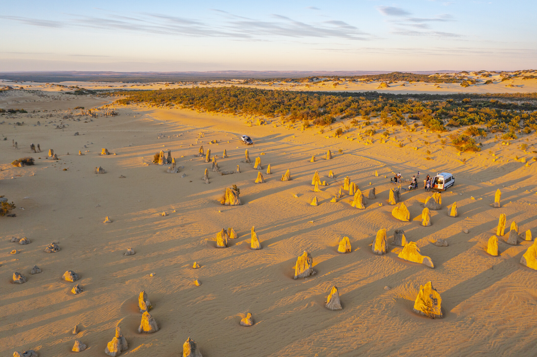 Wildlife Tours Australia: 1 Day Pinnacles Sunset Stargazing Telescope Tour