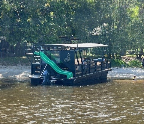 MINI SLIDE – 16 PERSON Boat – 4 HOURS