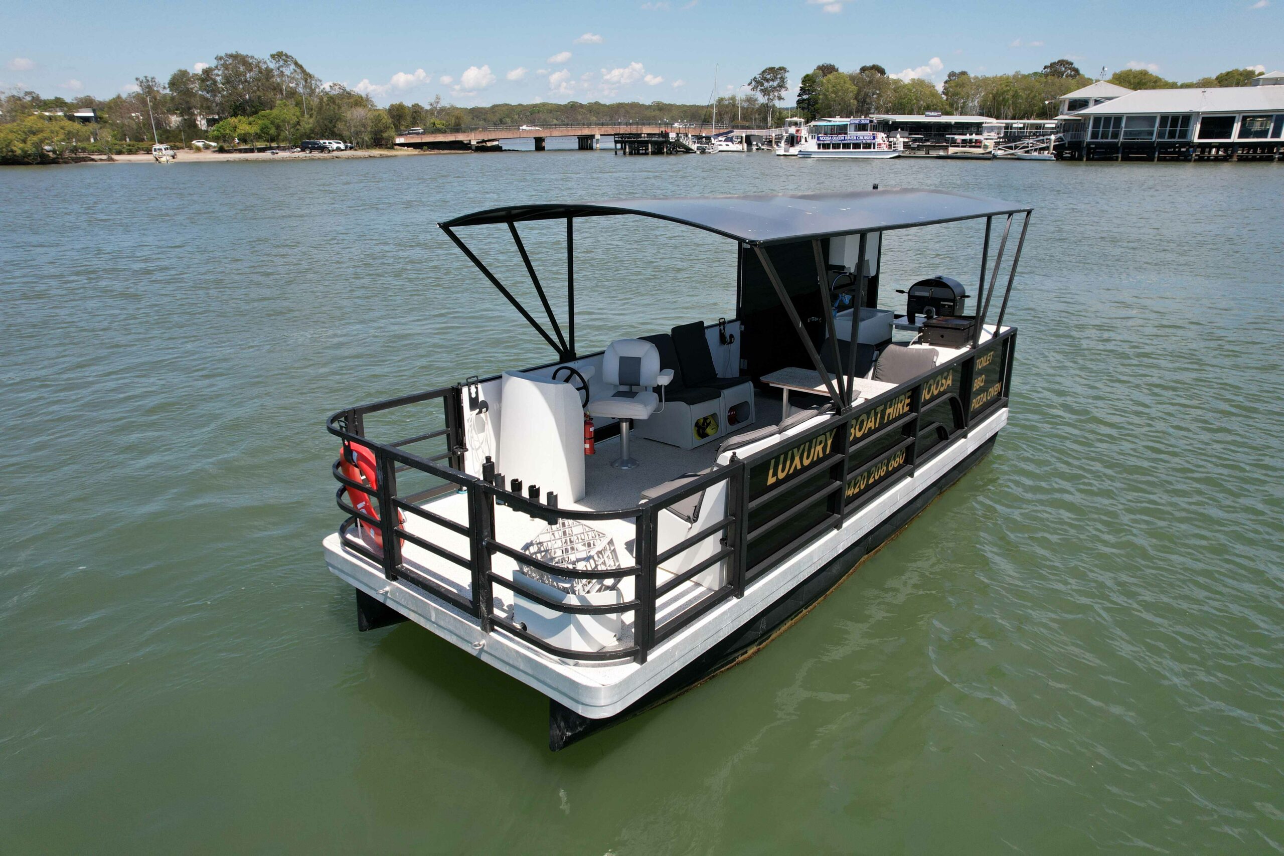 8 PERSON Boat – 6 HOURS