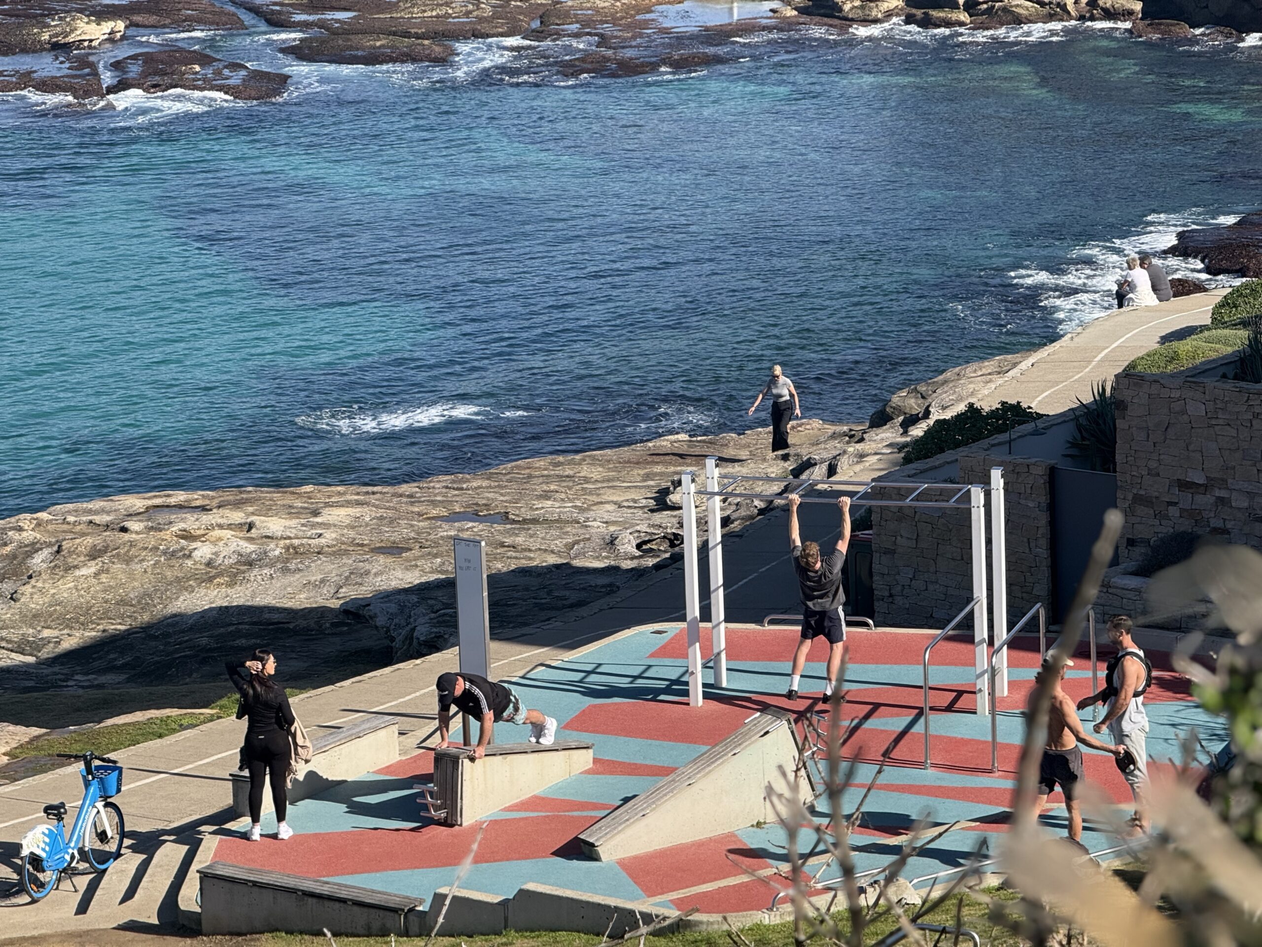 Big Day Out in Bondi Walking Tour