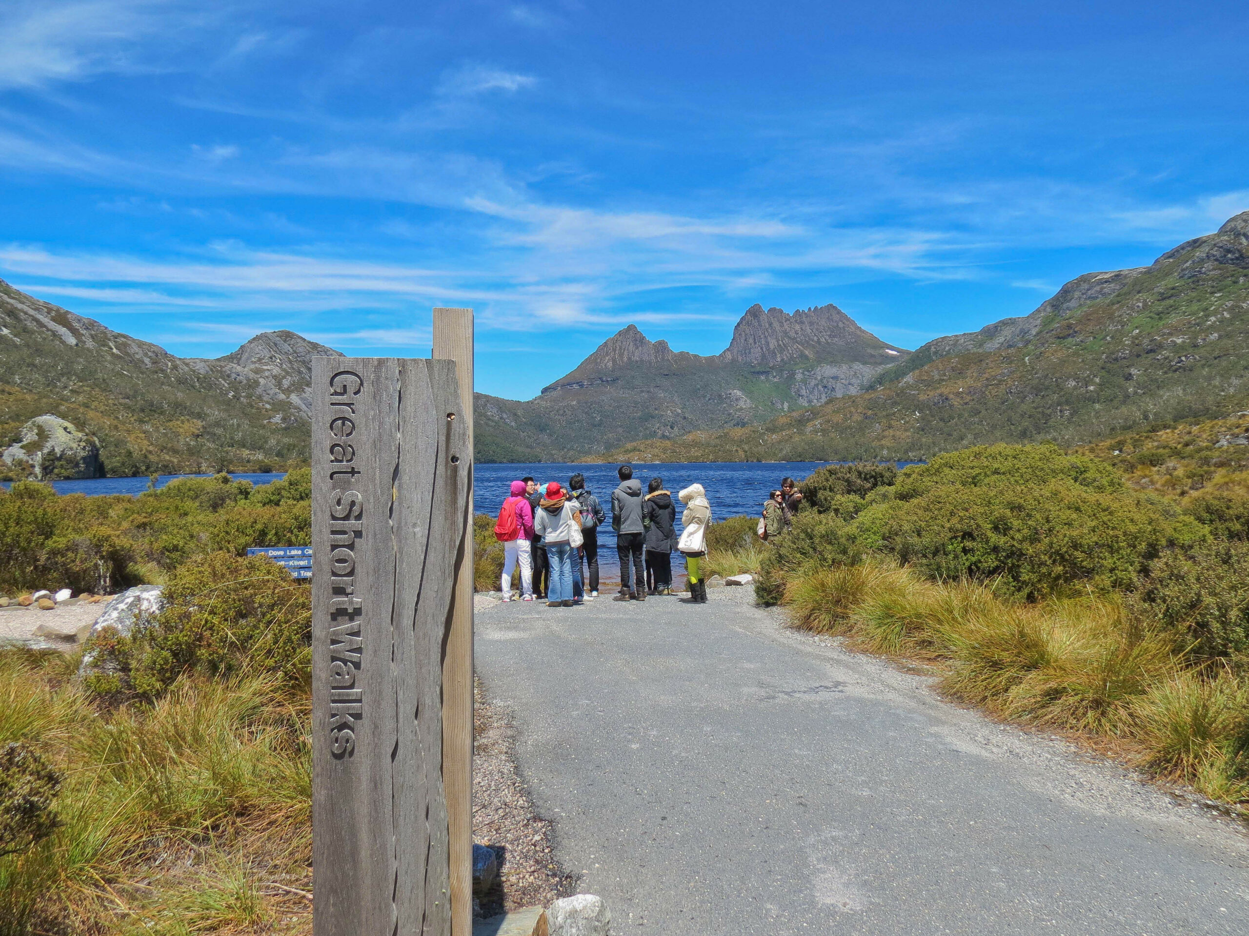 Dove Lake Circuit Tour